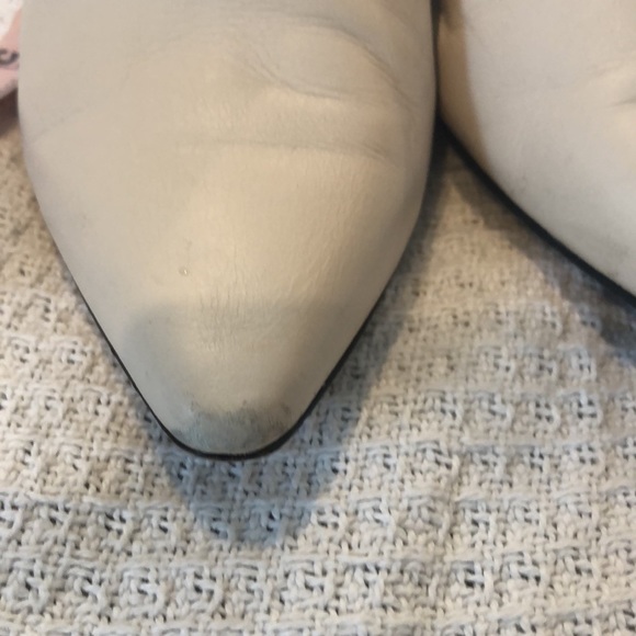 Calvin Klein 9.5 Nylee Leather Upper So Comfy, wore 1 evening and there are scuf - Picture 7 of 13